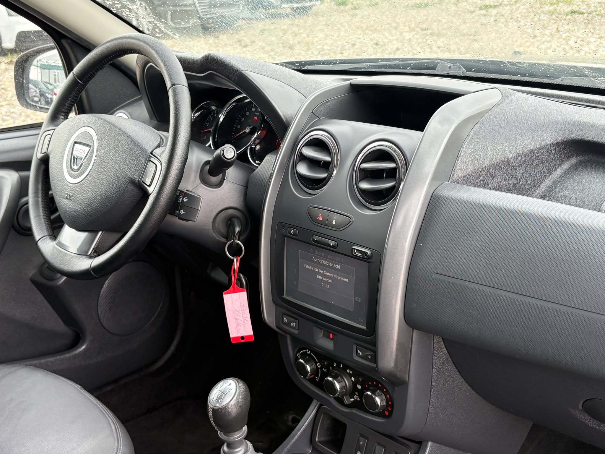 foto Dacia Duster 1.2 TCe Benzină 4x2