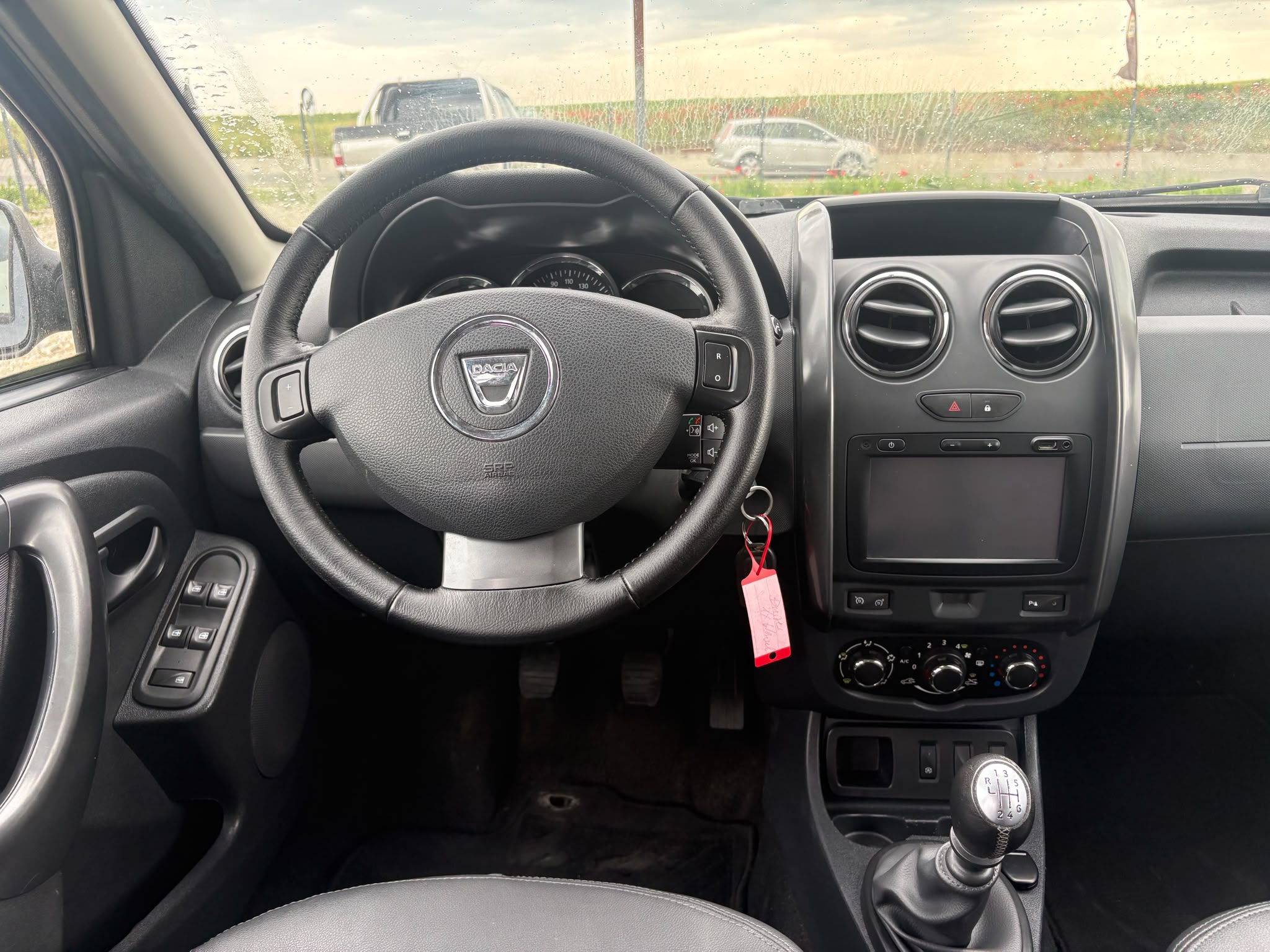 foto Dacia Duster 1.2 TCe Benzină 4x2